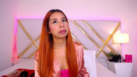 Laila Stilwills online show from May 2026 12:21:01 PM