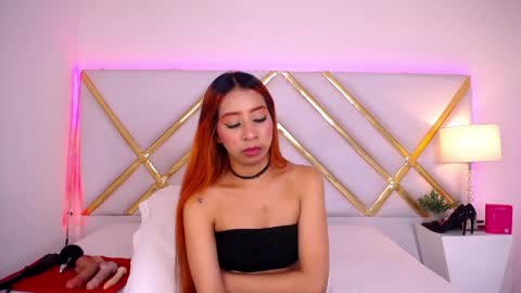 Laila Stilwills online show from May 2026 05:03:02 AM
