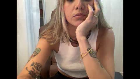 Snapshot of lailayourangel chatting on December 2025 11:35:01 PM lailayourangel online show from December 2025 11:35:01 PM