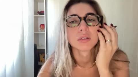 Snapshot of lailayourangel chatting on January 2026 12:41:01 PM lailayourangel online show from January 2026 12:41:01 PM