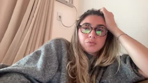 lailayourangel online show from June 2026 03:27:01 PM