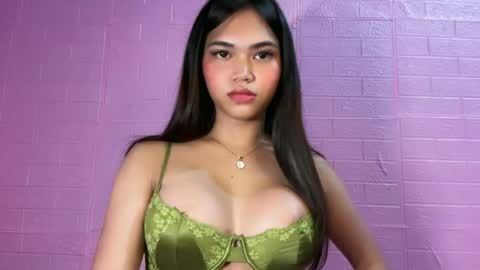 laire online show from June 2026 09:01:01 AM