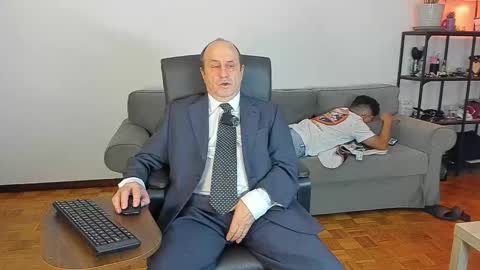 Snapshot of lajose52 chatting on November 2025 08:09:02 PM lajose52 online show from November 2025 08:09:02 PM