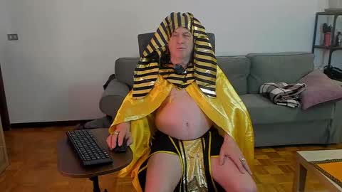 Snapshot of lajose52 chatting on November 2025 03:48:02 PM lajose52 online show from November 2025 03:48:02 PM