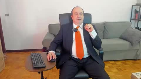 Snapshot of lajose52 chatting on November 2025 04:00:01 PM lajose52 online show from November 2025 04:00:01 PM