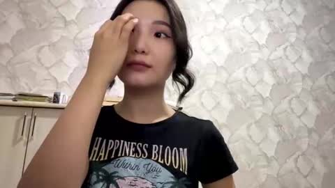 Luna online show from September 2025 03:22:02 PM