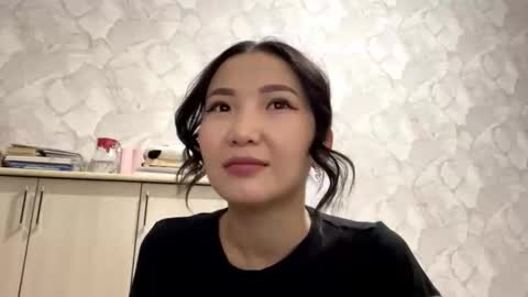 Luna online show from September 2025 03:15:01 PM