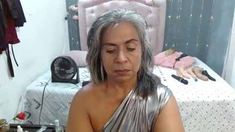 lalisha online show from October 2025 12:08:01 AM