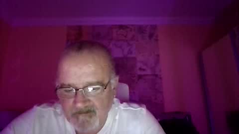 lamabama online show from October 2025 11:07:01 PM