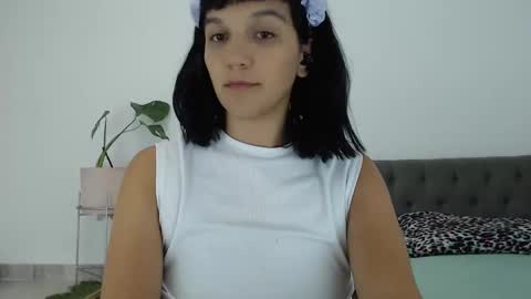 J e n a  All Days  UTC -5 2030  online show from December 2024 02:15:02 AM