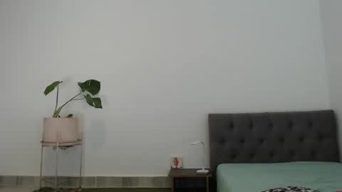 J e n a  All Days  UTC -5 2030  online show from December 2024 03:03:01 AM