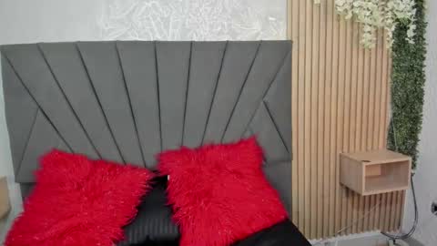 Lana blom online show from February 2026 06:33:02 PM