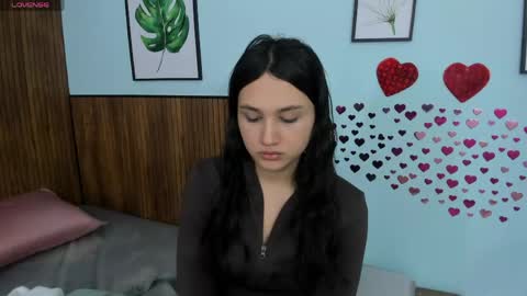 Lana online show from May 2026 12:21:01 PM