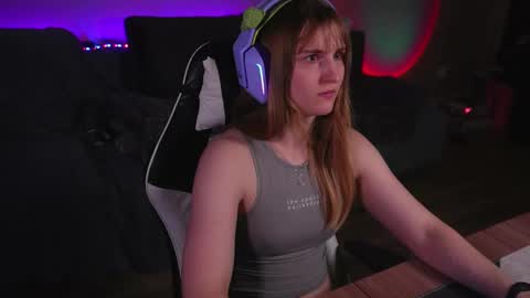 Snapshot of lana_del_kay chatting on October 2025 08:51:02 PM Kay online show from October 2025 08:51:02 PM