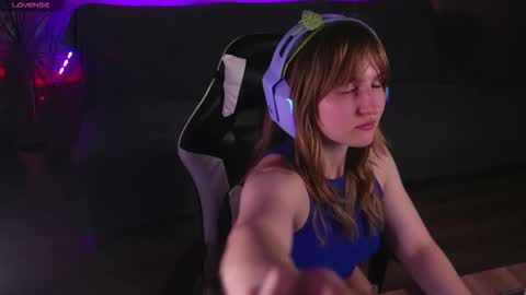 Snapshot of lana_del_kay chatting on November 2025 08:03:01 AM Kay online show from November 2025 08:03:01 AM