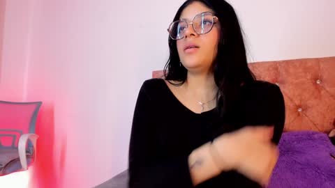 Snapshot of lana_dol chatting on January 2025 03:14:02 PM ... . . ... online show from January 2025 03:14:02 PM