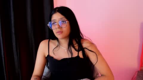 Snapshot of lana_dol chatting on January 2025 04:30:02 PM ... . . ... online show from January 2025 04:30:02 PM