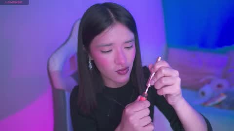 Lana online show from December 2025 12:27:01 AM