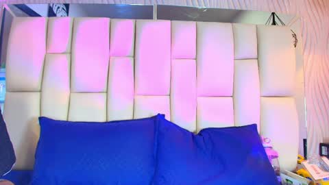 Vanessa  online show from May 2026 02:45:01 PM