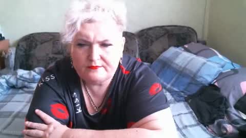 lanacat555 online show from September 2025 12:18:02 PM