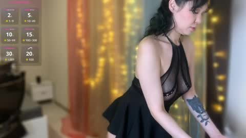 LanaDreamX online show from May 2026 07:44:01 PM