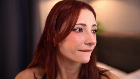 Snapshot of lanais_milana chatting on January 2025 04:28:01 PM Lauretta online show from January 2025 04:28:01 PM