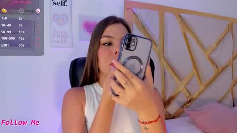 LanaJones online show from October 2025 12:24:01 PM