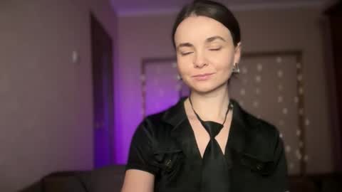 Lana online show from September 2025 02:38:01 AM