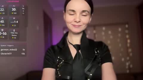 Lana online show from October 2025 10:39:01 PM