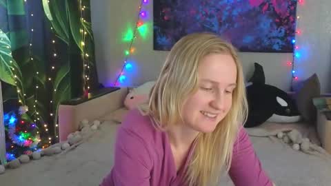 LanaviSmith online show from January 2026 07:00:01 AM