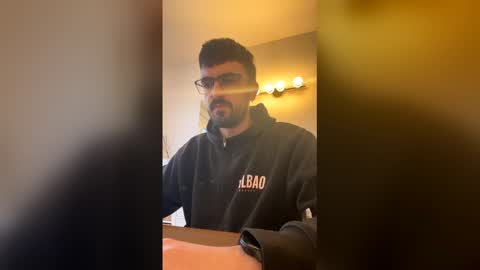 Snapshot of lander920612 chatting on March 2026 09:06:02 AM lander920612 online show from March 2026 09:06:02 AM