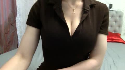 langoria online show from May 2026 03:50:01 PM