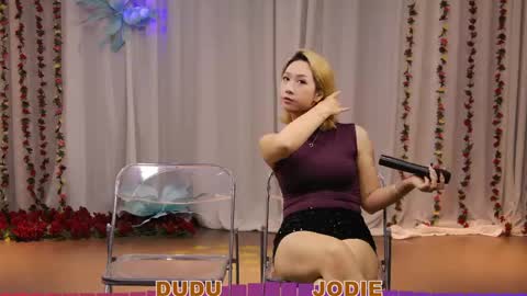 lankwaifong_cindy online show from April 2026 06:19:01 AM