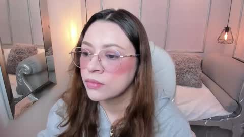 Lanna online show from September 2025 11:48:01 AM