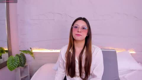 Lanna online show from February 2026 12:01:02 PM