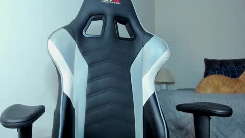 Snapshot of lannasantiago chatting on February 2025 12:32:01 AM Lanna online show from February 2025 12:32:01 AM