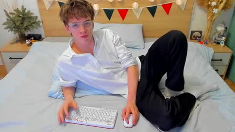 Fandi online show from January 2025 10:29:02 AM