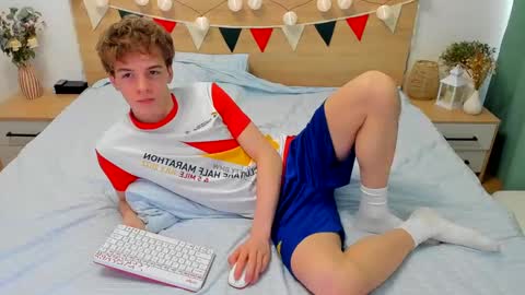 Fandi online show from March 2025 07:04:02 AM