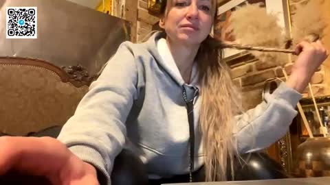 Snapshot of lapussia chatting on November 2025 08:53:01 PM Olena online show from November 2025 08:53:01 PM