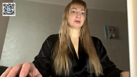 Snapshot of lapussia chatting on December 2025 09:36:02 AM Olena online show from December 2025 09:36:02 AM