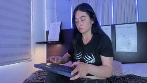 lara_as online show from March 2026 08:30:01 PM