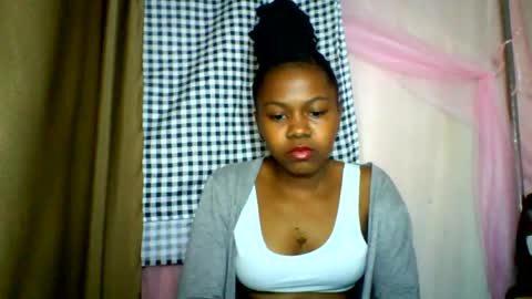 lara_belle online show from June 2026 05:05:01 AM