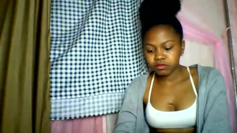 lara_belle online show from June 2026 10:15:01 AM