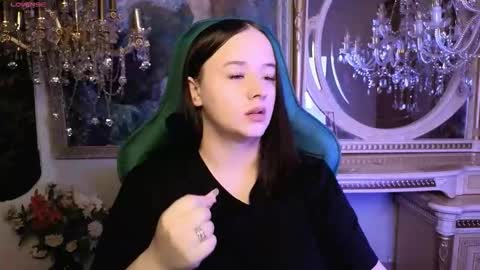 lara_benson_ online show from March 2026 06:03:02 PM