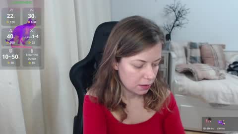 Snapshot of lara_c_rau chatting on November 2025 07:50:02 PM Lara online show from November 2025 07:50:02 PM