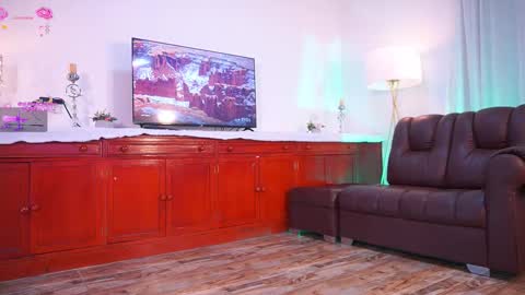 Hello Guys I am Lara Giraldo  WELCOME To my room online show from October 2025 12:05:02 AM