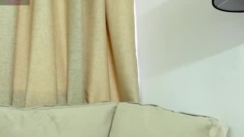 Snapshot of lara_martin chatting on October 2025 12:03:02 PM 700 200 online show from October 2025 12:03:02 PM