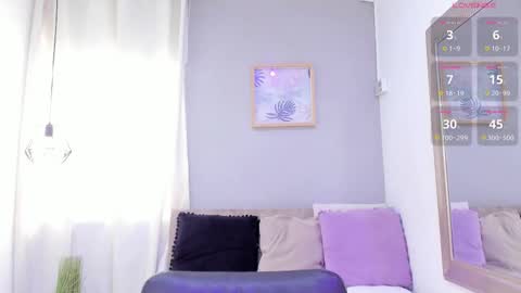      700  200   online show from February 2026 07:32:02 PM