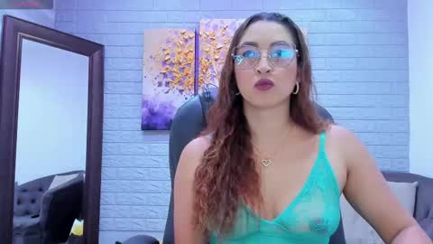      700  200   online show from March 2026 05:52:02 PM