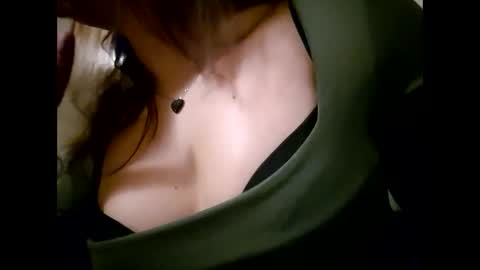 Snapshot of laraa333 chatting on January 2025 11:24:01 PM Little online show from January 2025 11:24:01 PM